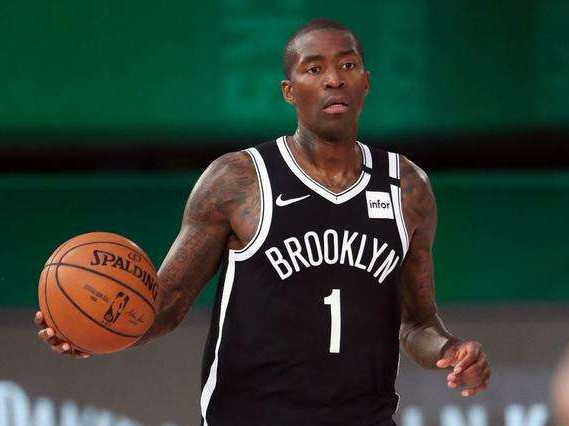 阿媒：奥斯卡所患非严重的结构性心脏病，但是否退役仍不明朗（阿媒：奥斯卡确诊非重度结构性心脏病，是否退役尚未确定）