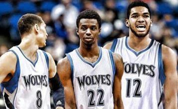 湖人浓眉哥篮下统治锁定胜利（浓眉内线称霸，湖人锁定胜局）