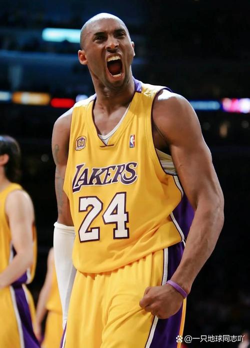 决裂斯卢茨基！申花26岁国脚三年仅首发5次，下一站恐俯身中甲！（或与斯卢茨基分道扬镳？申花26岁国脚三年仅5次首发，下一站恐转战中甲）