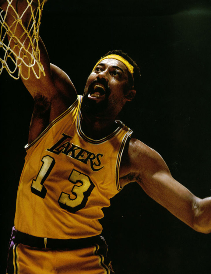 博主：利物浦考虑让杰拉德任临时主帅，同时也看好纳格尔斯曼（消息称利物浦考虑由杰拉德担任看守主帅，同时青睐纳格尔斯曼）