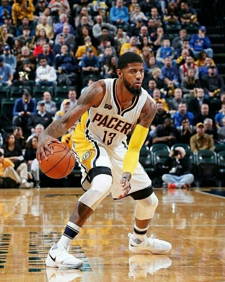 世体：法兰克福球迷在诺坎普制造骚乱，巴萨要求经济赔偿（世体：法兰克福球迷在诺坎普引发骚动，巴萨提出经济索赔）