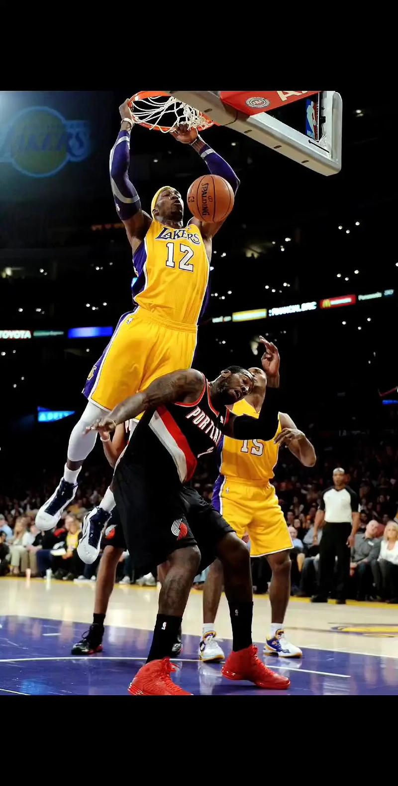 亚洲杯分组揭晓引球迷热议（亚洲杯分组结果出炉，球迷热议不断）